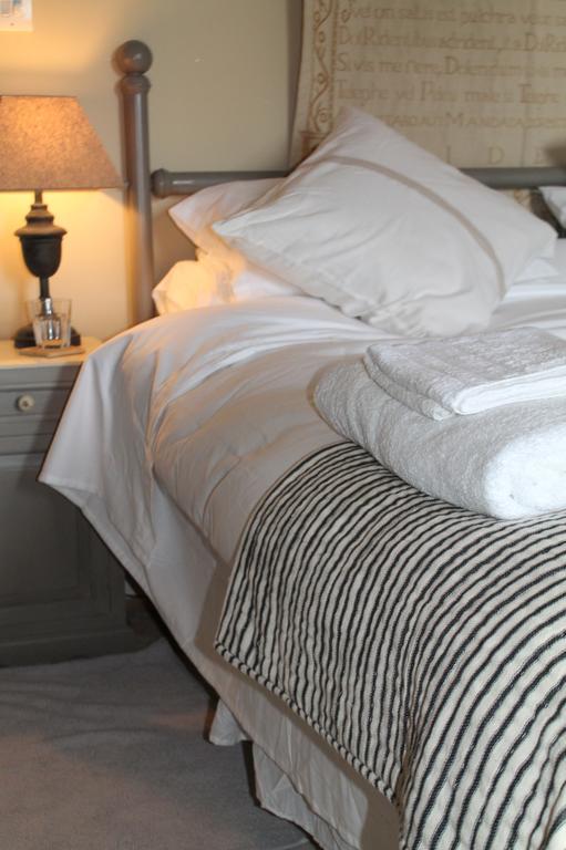 Roundhill Farmhouse Kelston 객실 사진