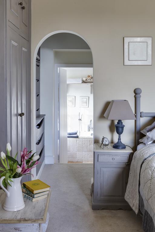 Roundhill Farmhouse Kelston 객실 사진