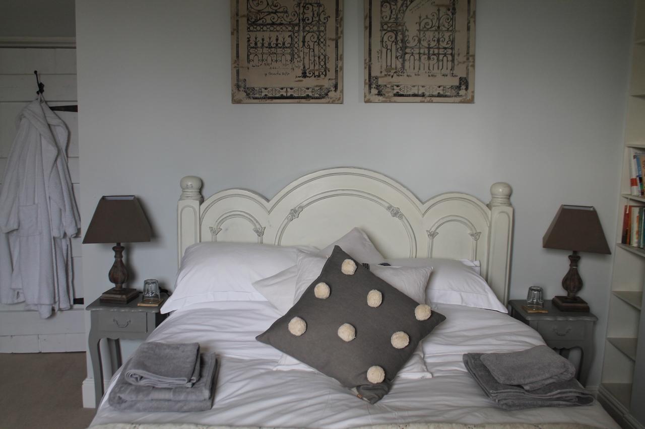 Roundhill Farmhouse Kelston 외부 사진